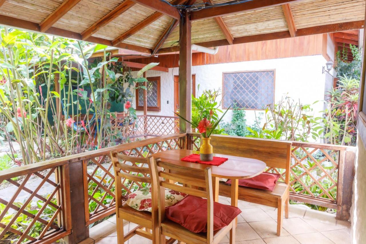 Hotel Casa Merlin Puerto Viejo de Talamanca Екстериор снимка