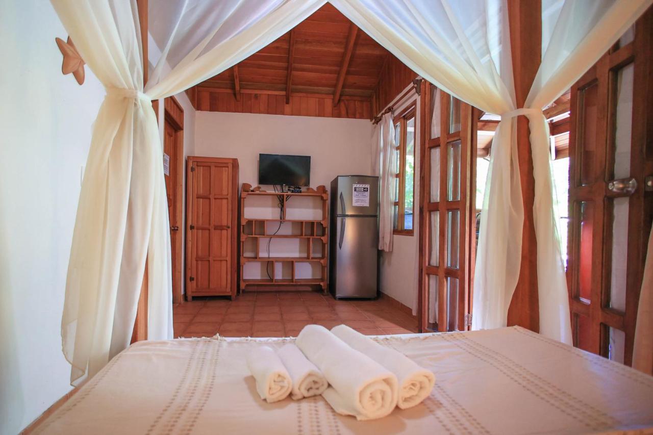 Hotel Casa Merlin Puerto Viejo de Talamanca Екстериор снимка