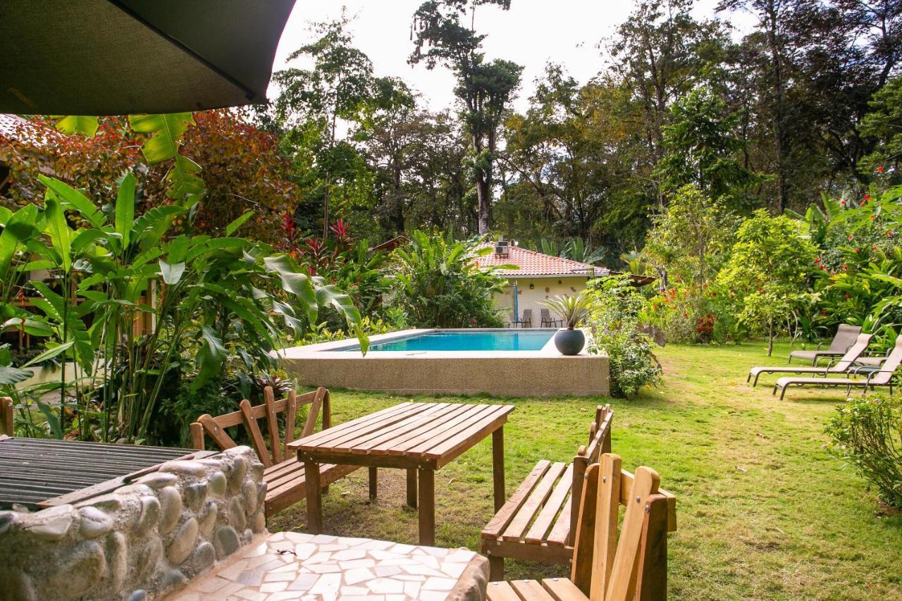 Hotel Casa Merlin Puerto Viejo de Talamanca Екстериор снимка