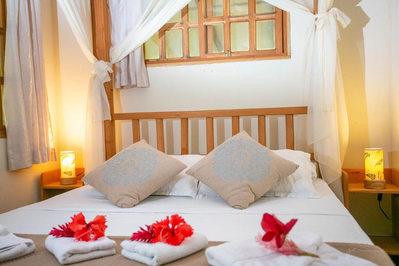 Hotel Casa Merlin Puerto Viejo de Talamanca Екстериор снимка