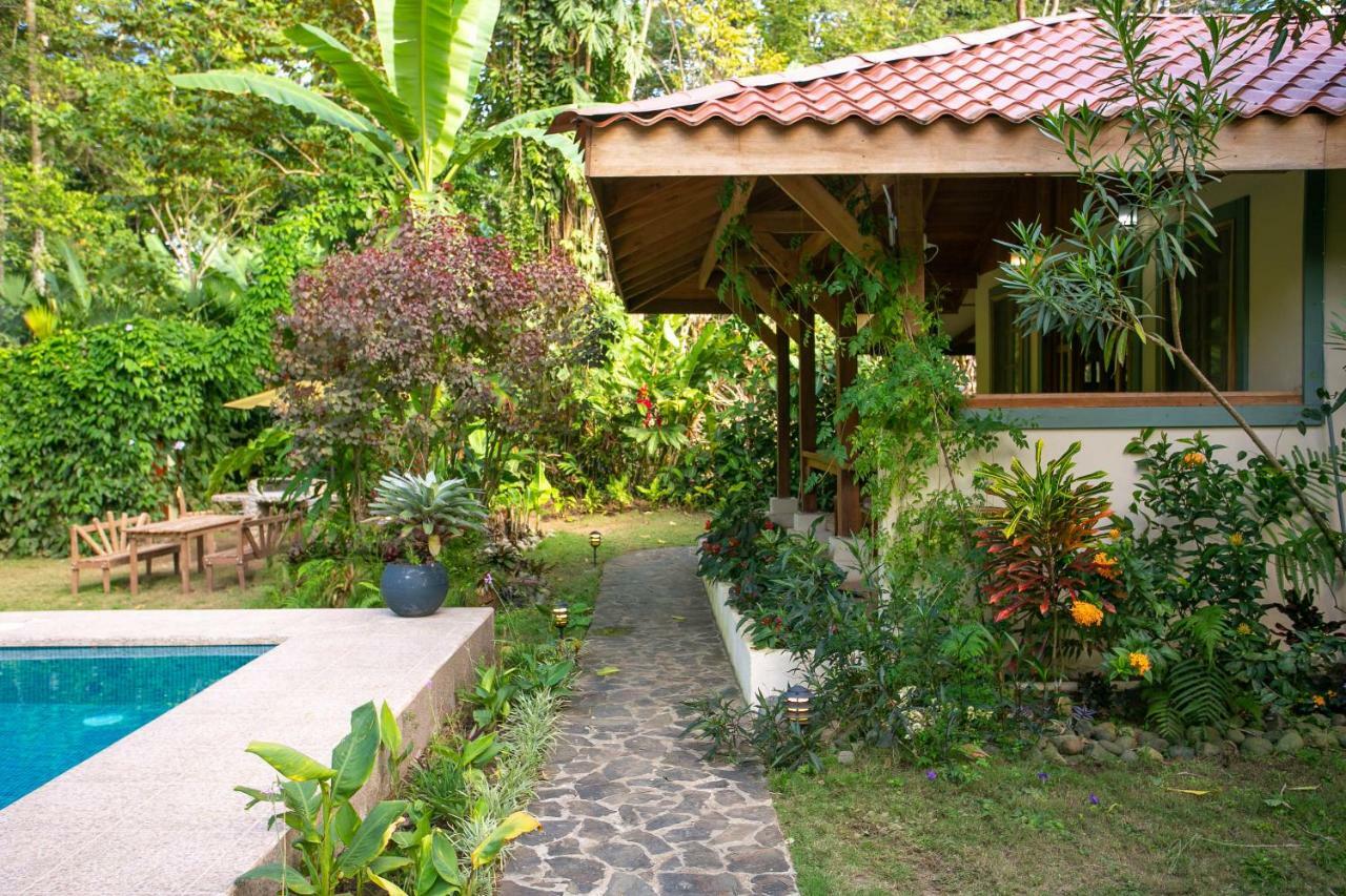 Hotel Casa Merlin Puerto Viejo de Talamanca Екстериор снимка